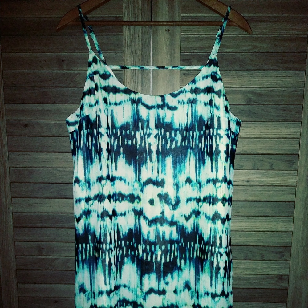 3/$15 🌟NWOT Decree Dress**Bundle & Save**